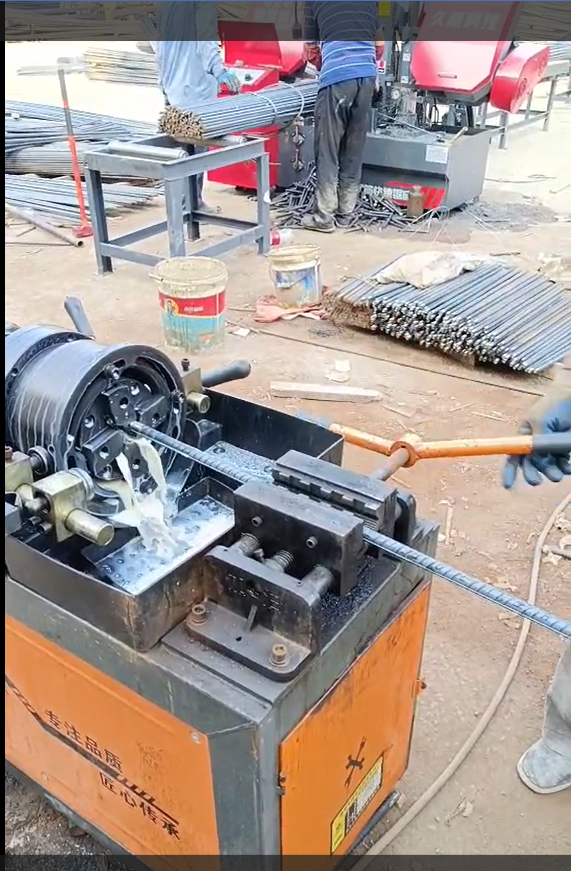 南水北调工程【衡水段】钢筋丝头加工准备钢筋连接